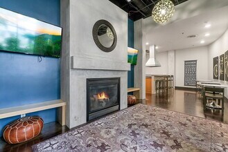 The Cairns in Seattle, WA - Foto de edificio - Building Photo