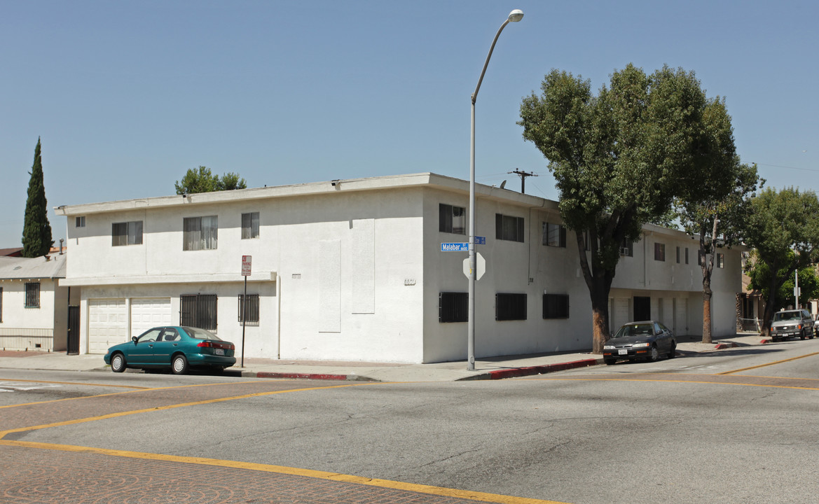 6601 Malabar St in Huntington Park, CA - Building Photo