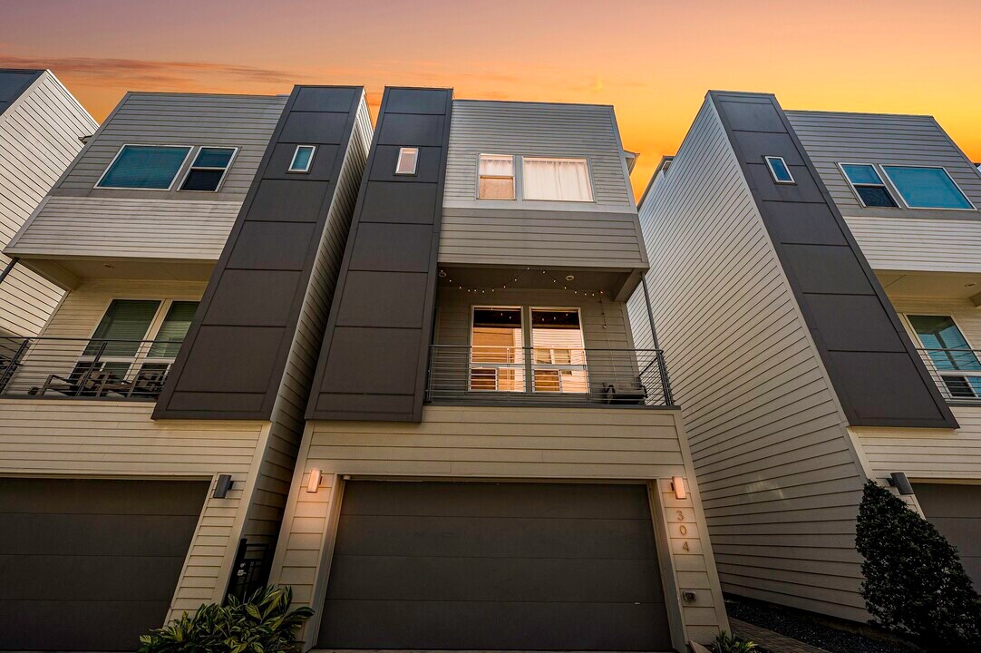 304 Eado Park Cir in Houston, TX - Building Photo