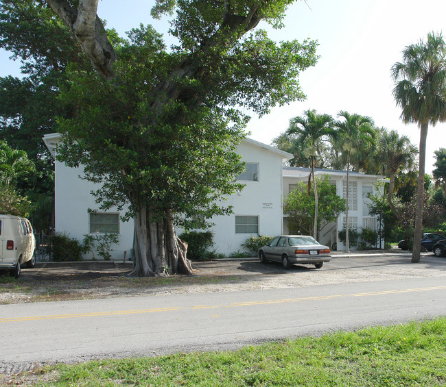 901 32nd Ct in Fort Lauderdale, FL - Foto de edificio - Building Photo