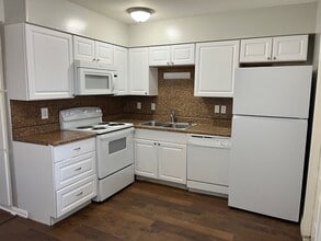 2138 Airline Dr in Bossier City, LA - Building Photo - Building Photo