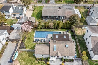 8 Elder Ave in Hampton Bays, NY - Building Photo - Building Photo