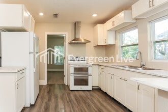 808 Westbrook Rd in Jacksonville, FL - Building Photo - Building Photo