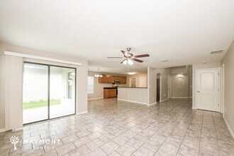 652 Chatham Walk Dr in Ruskin, FL - Building Photo - Building Photo