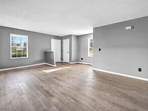 12210 Oakland Ave in Cleveland, OH - Building Photo - Building Photo