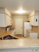 1212 Westway Cir in Killeen, TX - Building Photo - Building Photo