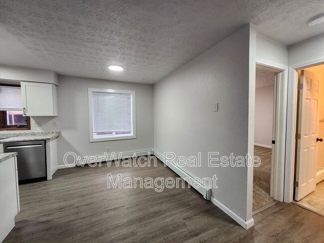 8116 Boundary Ave in Anchorage, AK - Building Photo - Building Photo