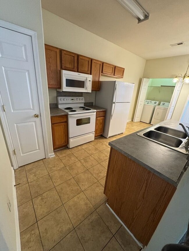 4349 Eaves Ln in Charlotte, NC - Building Photo - Building Photo