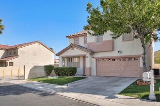319 Fox Lake Ave in Las Vegas, NV - Foto de edificio - Building Photo