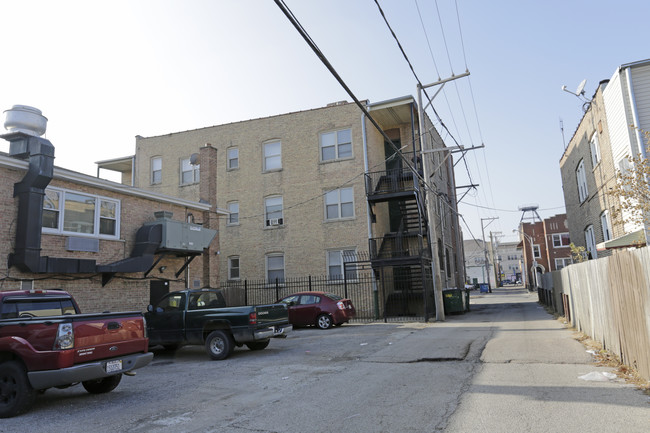 5853-5859 S Troy St in Chicago, IL - Building Photo - Building Photo