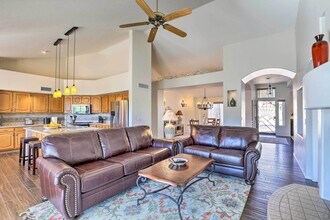 10800 N Eagle Eye Pl in Tucson, AZ - Building Photo - Building Photo