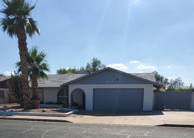 1842 S Emerson in Mesa, AZ - Building Photo - Building Photo