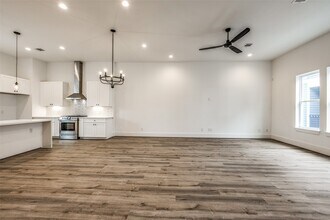 948 Fisher St in Houston, TX - Building Photo - Building Photo