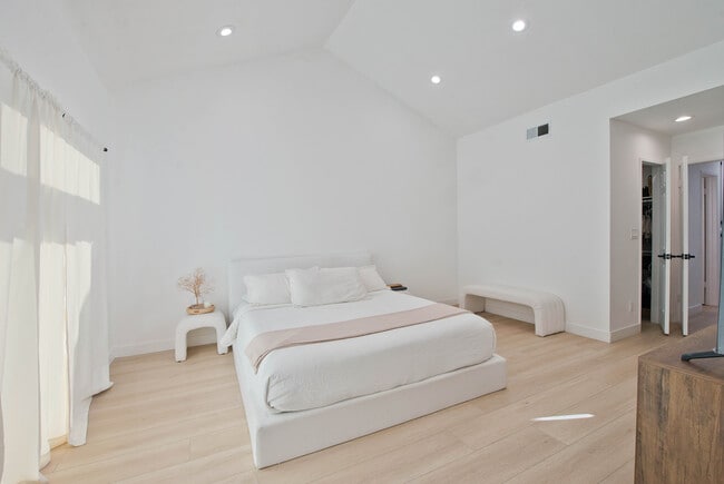 property at 20645 Roscoe Blvd