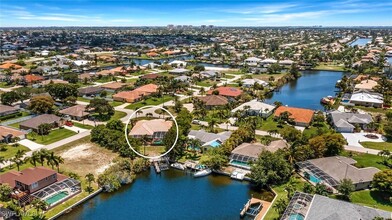 2601 SW 39th Terrace in Cape Coral, FL - Foto de edificio - Building Photo