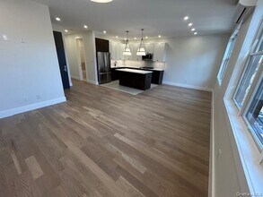 157 25th St-Unit -2 in Brooklyn, NY - Building Photo - Building Photo