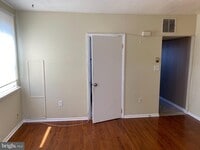 8 S Highland Ave photo'