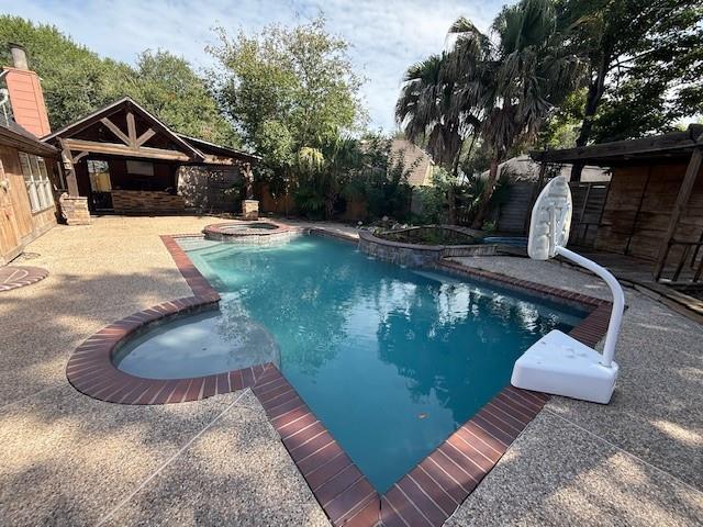 property at 2602 Cloverfield Ct