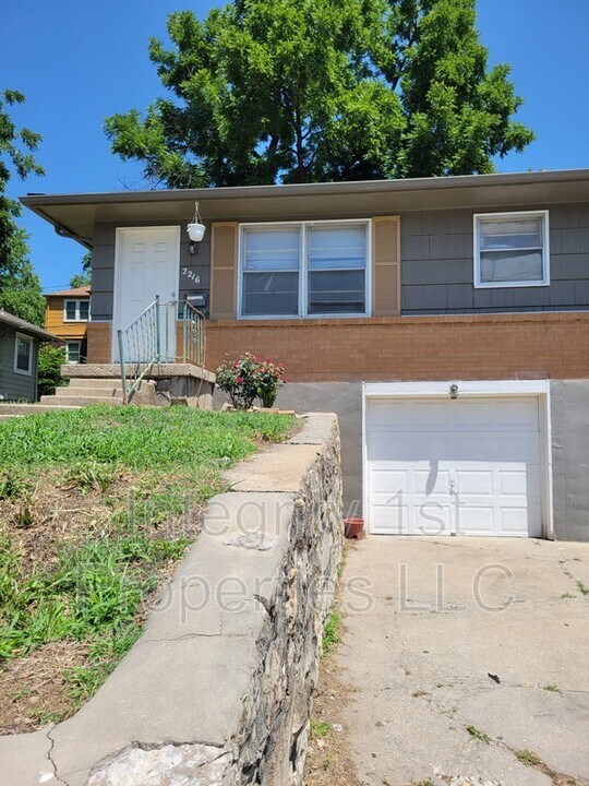 2216 State Ave Photo