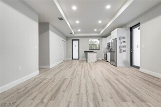 1028 Milwaukee Blvd in Lehigh Acres, FL - Building Photo - Building Photo