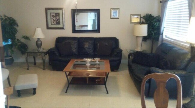 568 Monaco Way in Delray Beach, FL - Building Photo - Building Photo