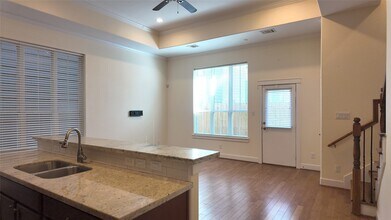 902 W 20th St in Houston, TX - Building Photo - Building Photo