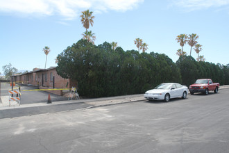 Glenn Terrace Townhomes in Tucson, AZ - Building Photo - Building Photo