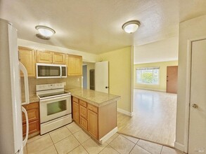 100 Reed Blvd, Unit 2 in Mill Valley, CA - Building Photo - Building Photo