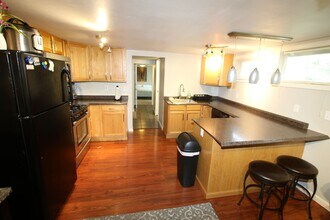 1599 Eagle St in Anchorage, AK - Building Photo - Building Photo