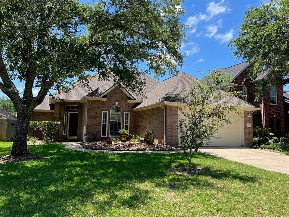 3514 Darby Ct in Pearland, TX - Building Photo