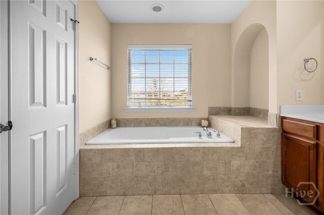 property at 4 Winslow Cir