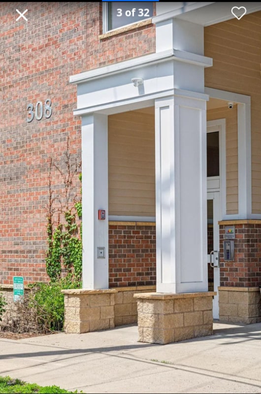 property at 308 E 18th St