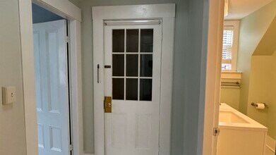 30 High St in Goffstown, NH - Building Photo - Building Photo