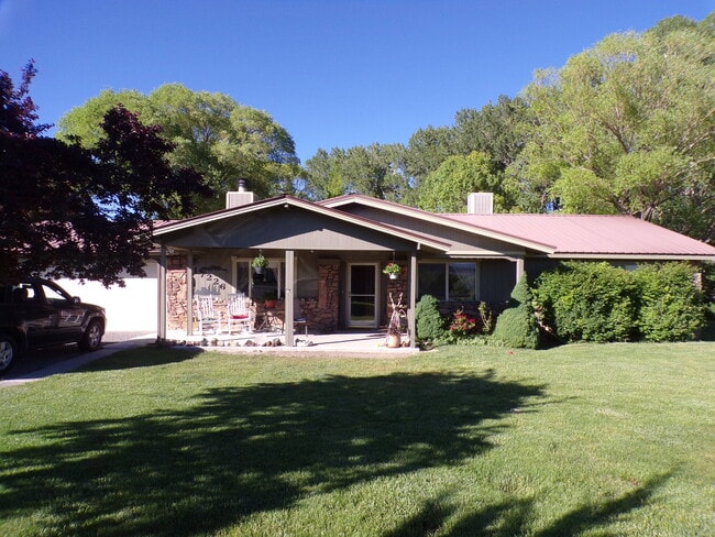 property at 17226 Woodgate Rd