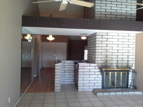8350 N 50th Dr in Glendale, AZ - Building Photo - Building Photo