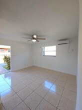 2580 NW 139th St in Opa Locka, FL - Building Photo - Building Photo