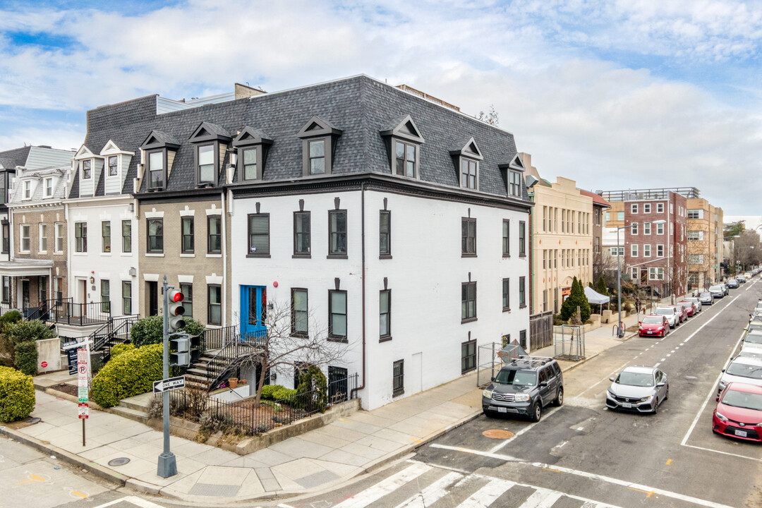 1480 Harvard St NW in Washington, DC - Building Photo