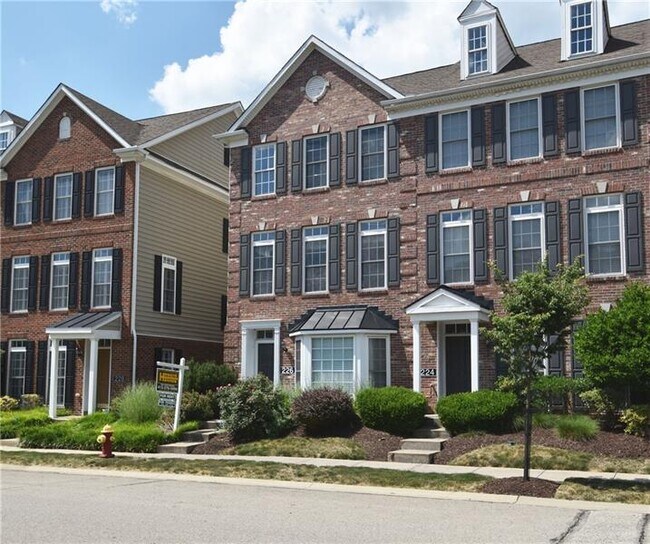 226 Park Square Ln Rentals in Pittsburgh, PA