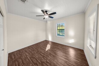 306 Courthouse St in Port Allen, LA - Building Photo - Building Photo