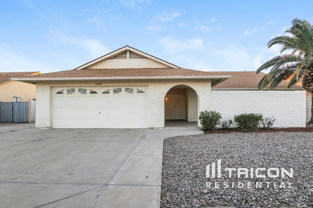 7359 W Colter St in Glendale, AZ - Building Photo