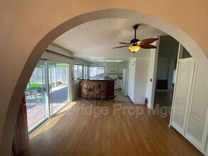 9400 Appalachian Dr in Sacramento, CA - Building Photo - Building Photo