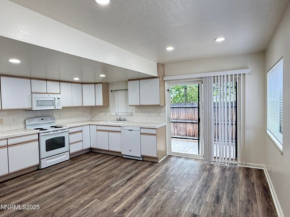 506 E Taylor St in Reno, NV - Building Photo