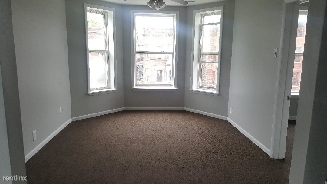 6611 S Peoria St in Chicago, IL - Building Photo