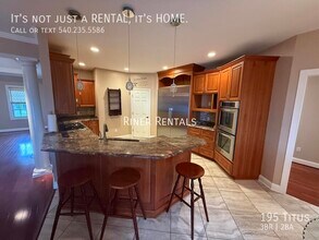 195 Titus Drive in Penn Laird, VA - Building Photo - Building Photo