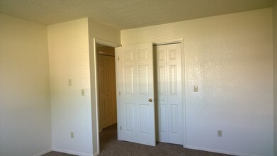 Easy Street Apartments in Billings, MT - Building Photo - Building Photo