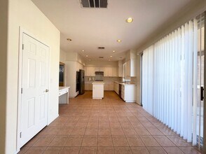 828 Cambridge Cross Pl in Las Vegas, NV - Building Photo - Building Photo