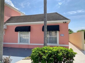 1014 Universal Rest Pl in Kissimmee, FL - Building Photo - Building Photo