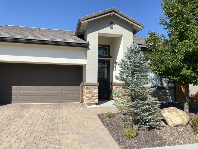 6526 Angels Orchard Dr in Sparks, NV - Building Photo - Building Photo