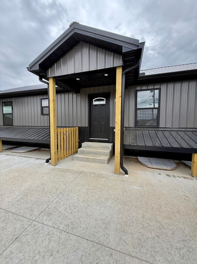 107 Losey St in Somerset, KY - Building Photo - Building Photo