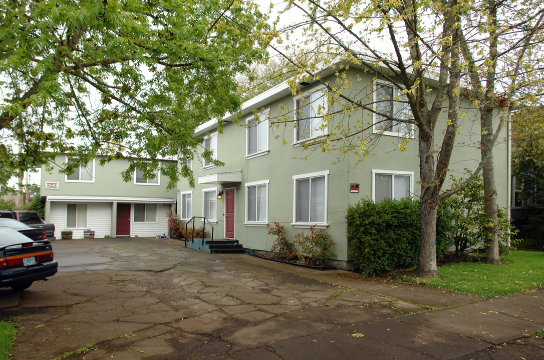 1840 Mill St in Eugene, OR - Building Photo